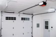 Votre porte de garage ne devrait pas nuire à votre sommeil